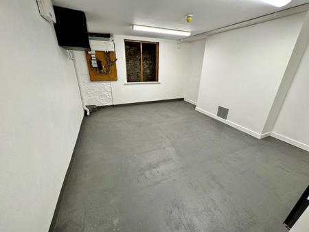 81 High Street (3)