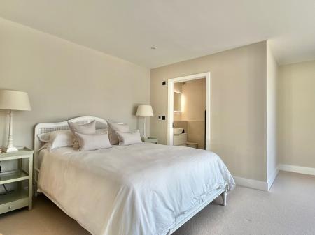 e0e8564d-0760-41dc-803c-137396a9297b