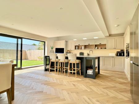 90bd5041-d77a-458d-8521-4f94c909d0d7