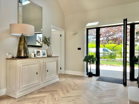 e030881e-a683-4692-837e-d990093bbe86