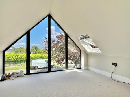 1cb9cb06-36a2-45dc-8258-1d31dcbafd01