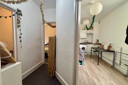 apt 2