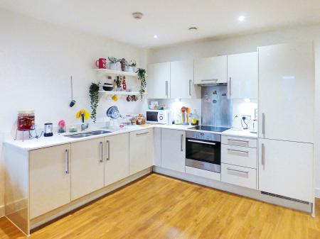 Kitchen 1a.jpeg