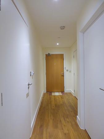 Hallway.jpg