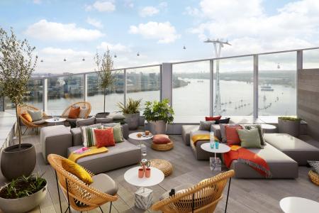 Upper Riverside Club_Building2_Terrace-6852955a5f8