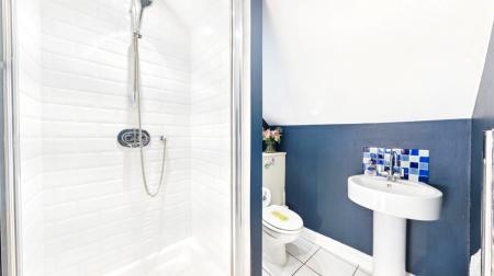 CAM02337G0-PR0553-PAN031