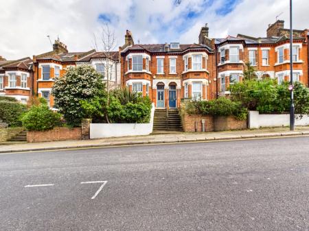 CAM02337G0-PR0553-PAN034 (2)