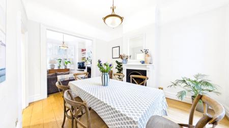 CAM02337G0-PR0553-PAN005 (1)