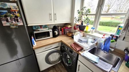 20260325_100704_resized