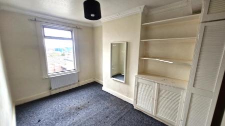 20260401_095836_resized