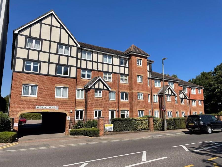 Hudsons Court, Darkes Lane, Potters Bar