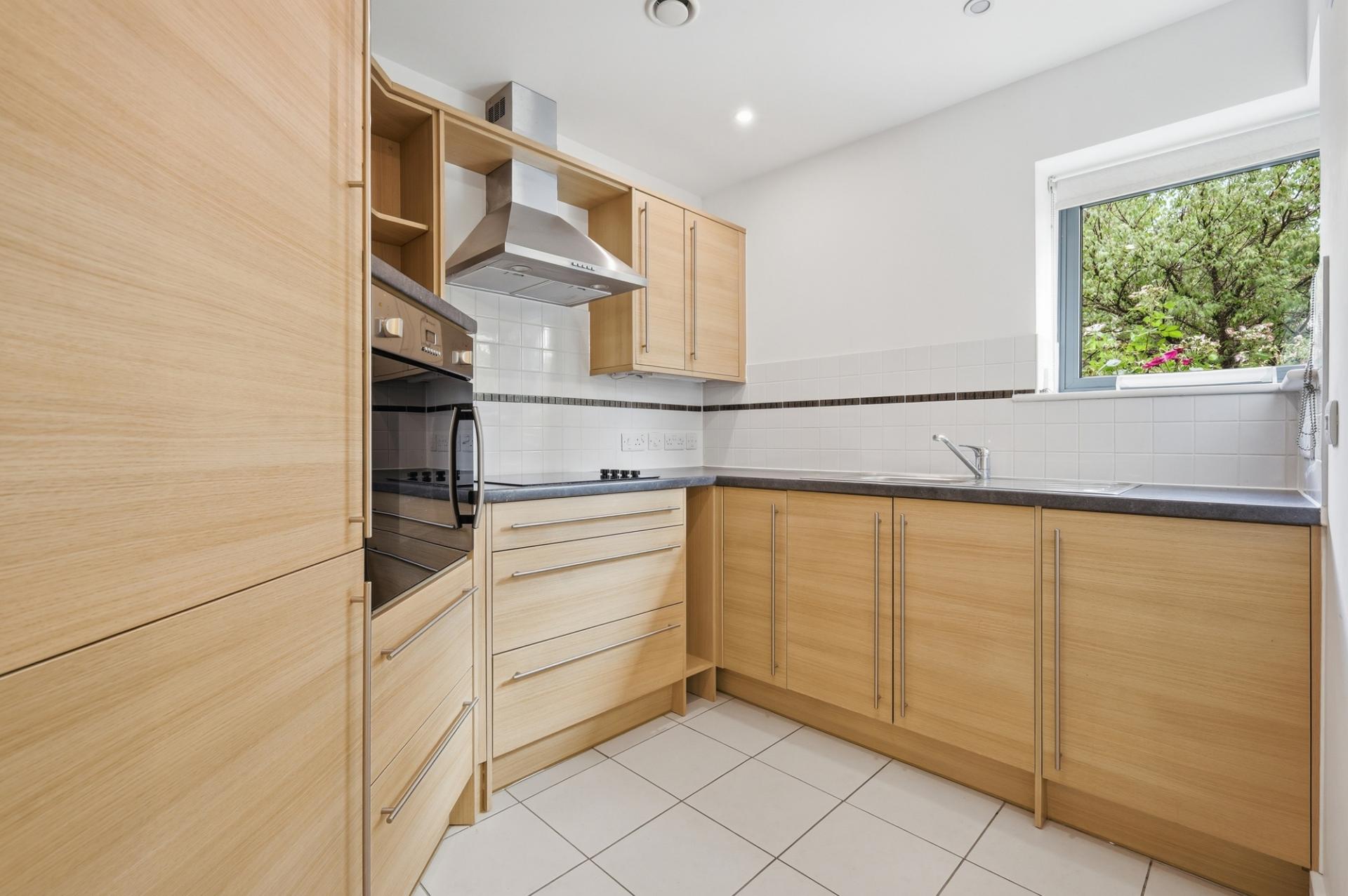 Mandeville Court,Darkes Lane, Potters Bar