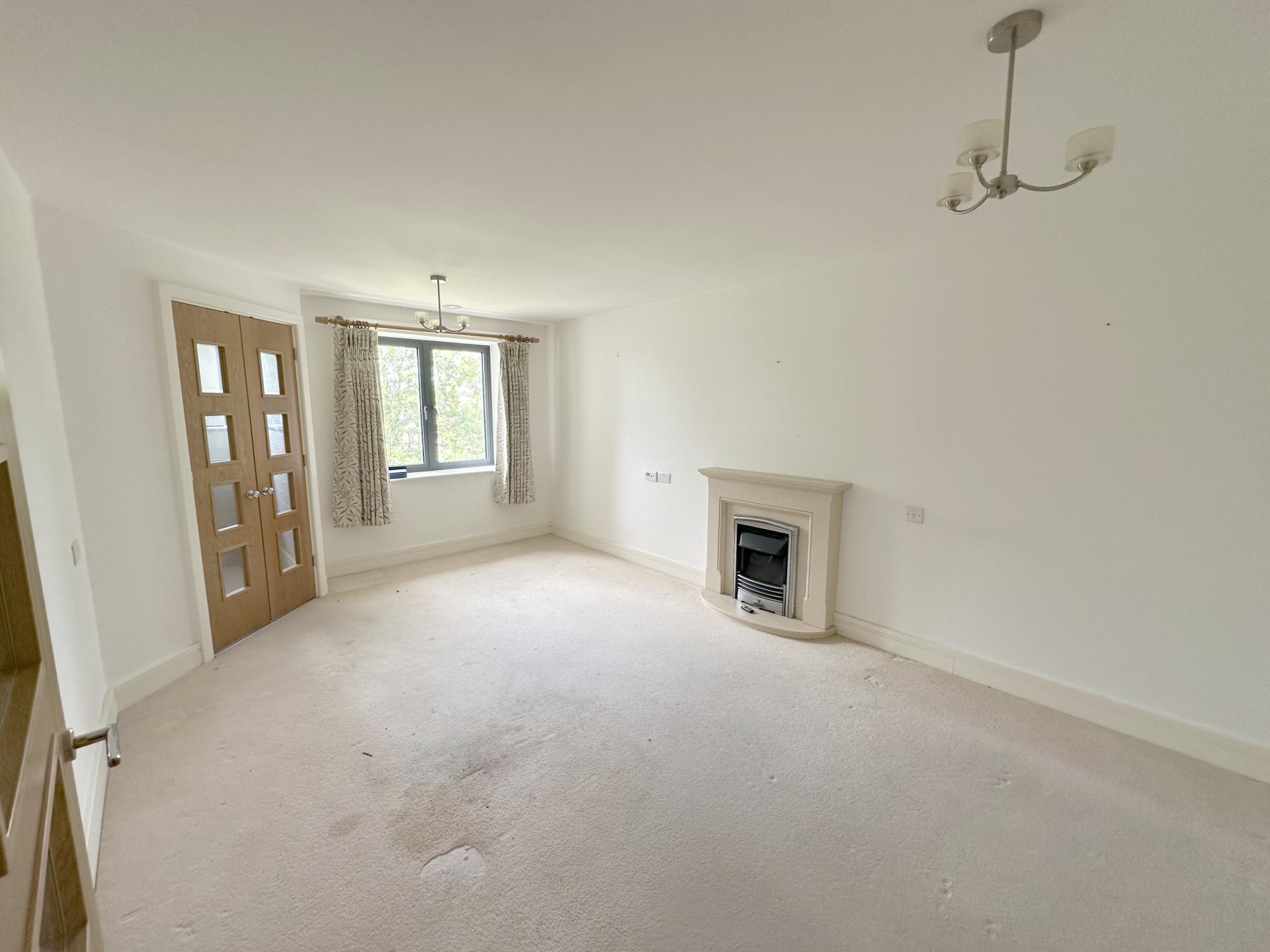 Mandeville Court, Darkes Lane, Potters Bar