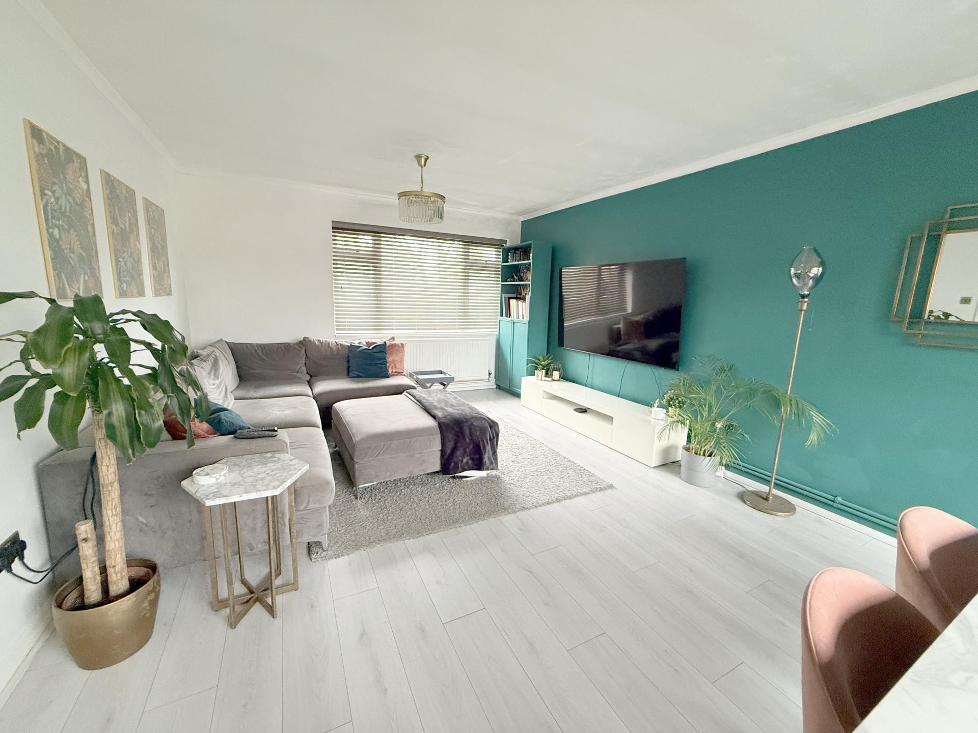 Lambs Close, Cuffley, Potters Bar, EN6
