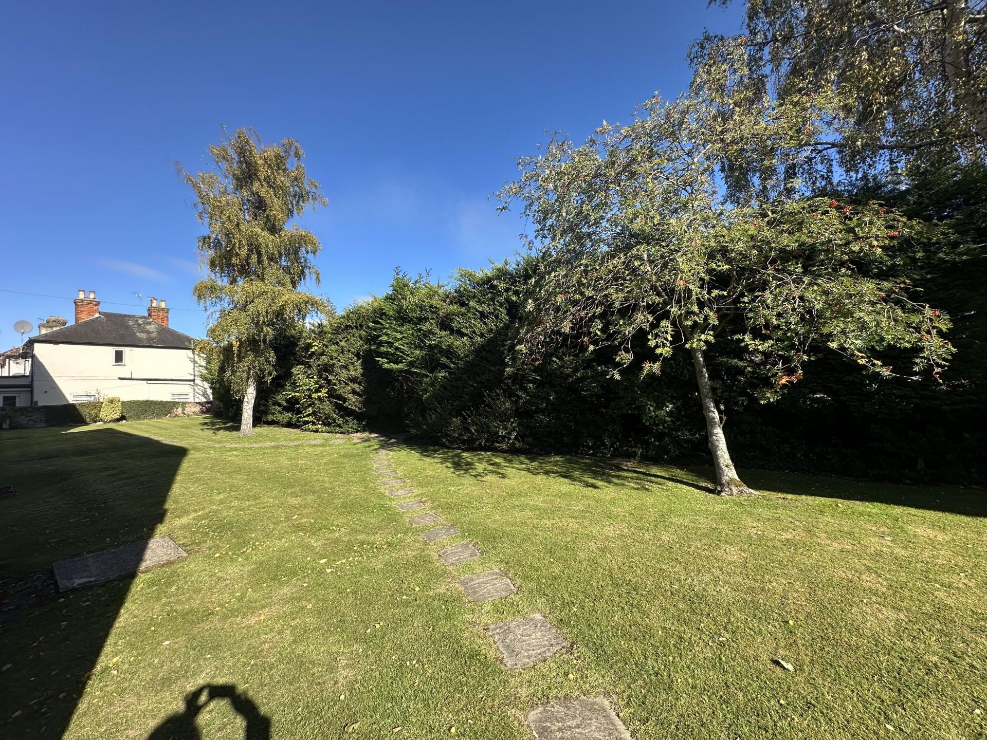 Raymond Court, Potters Bar