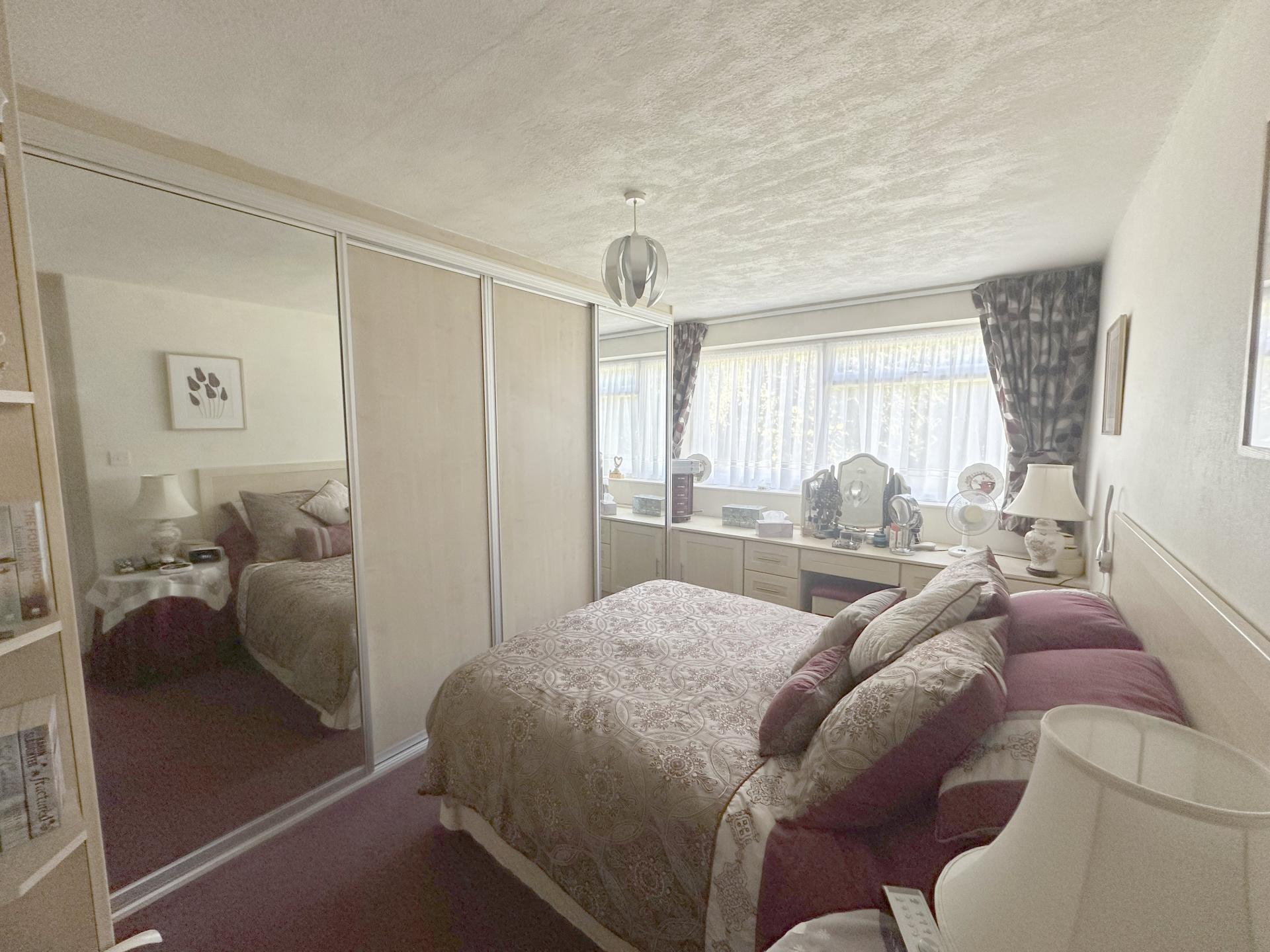 Raymond Court, Potters Bar