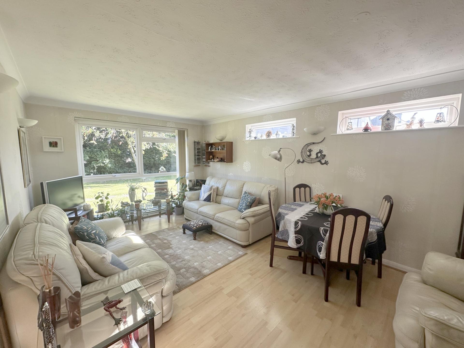 Raymond Court, Potters Bar