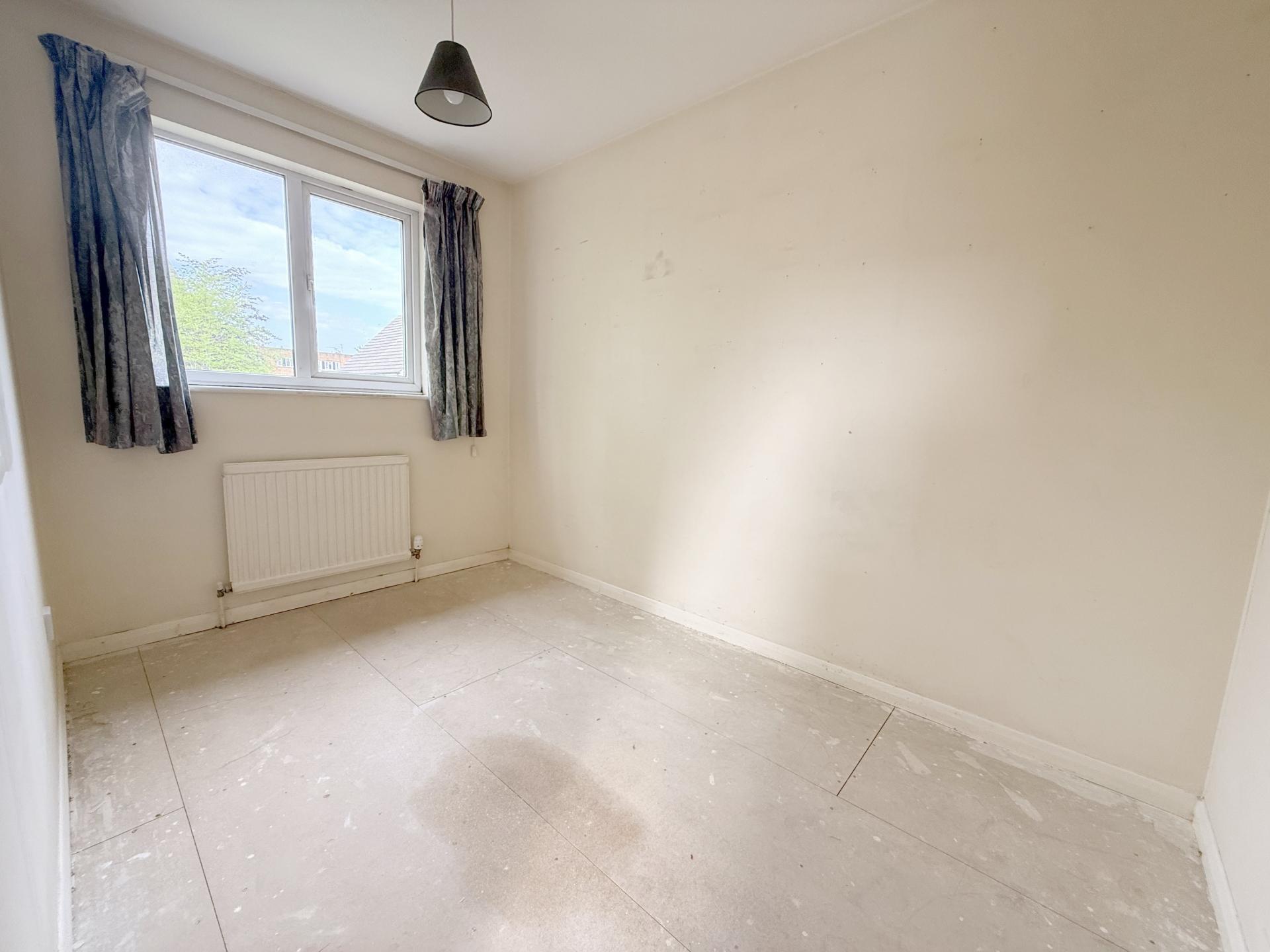 Vincenzo Close, Welham Green, AL9