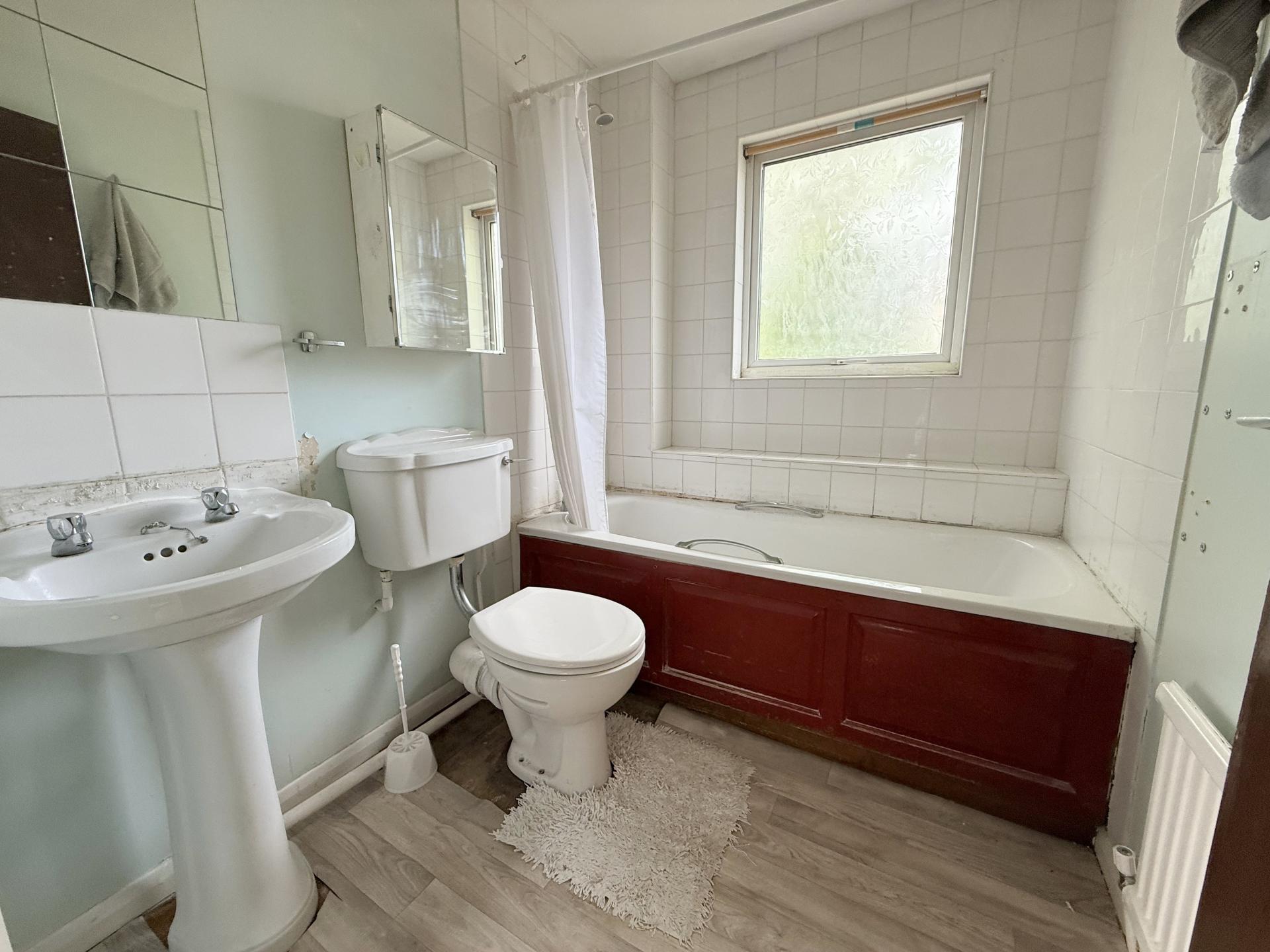 Vincenzo Close, Welham Green, AL9