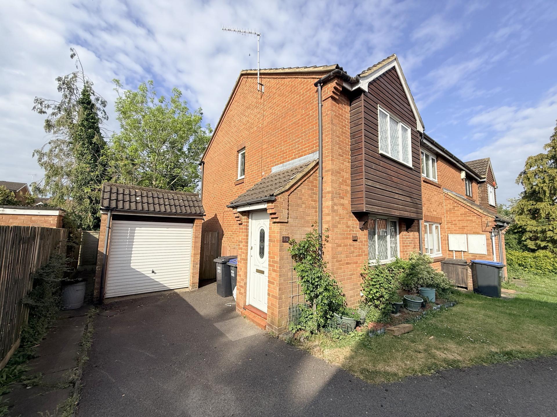 Vincenzo Close, Welham Green, AL9