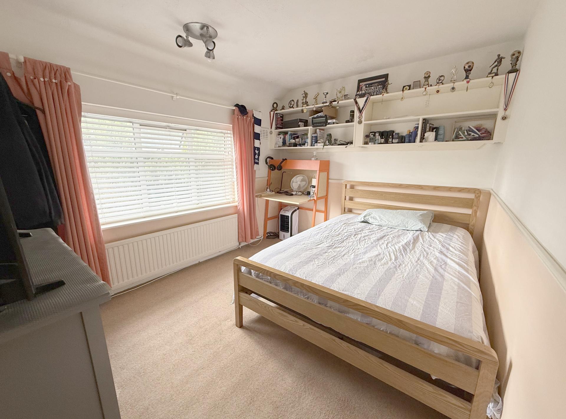 Carpenter Way, Potters Bar