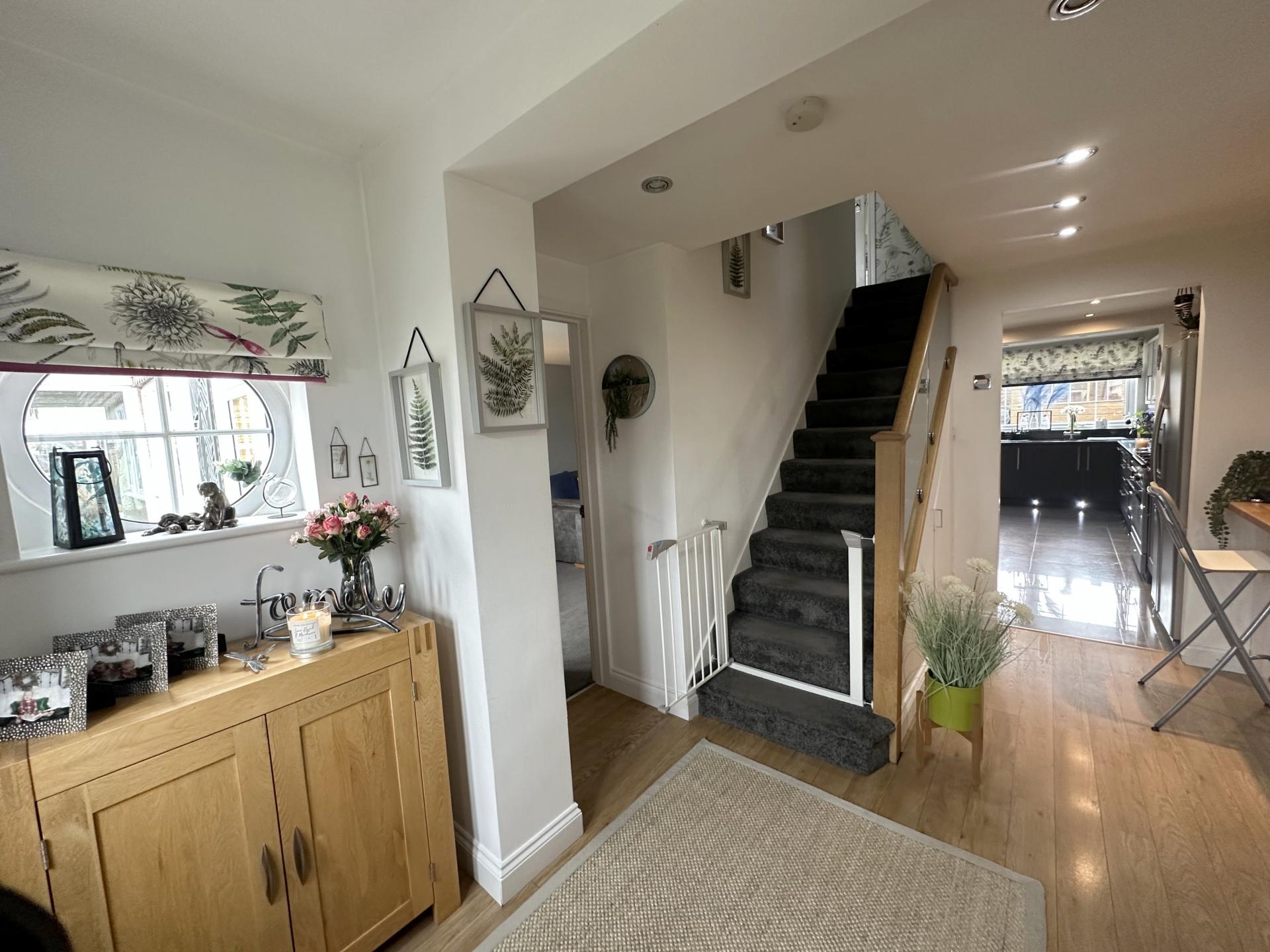 Cherry Tree Lane, Potters Bar