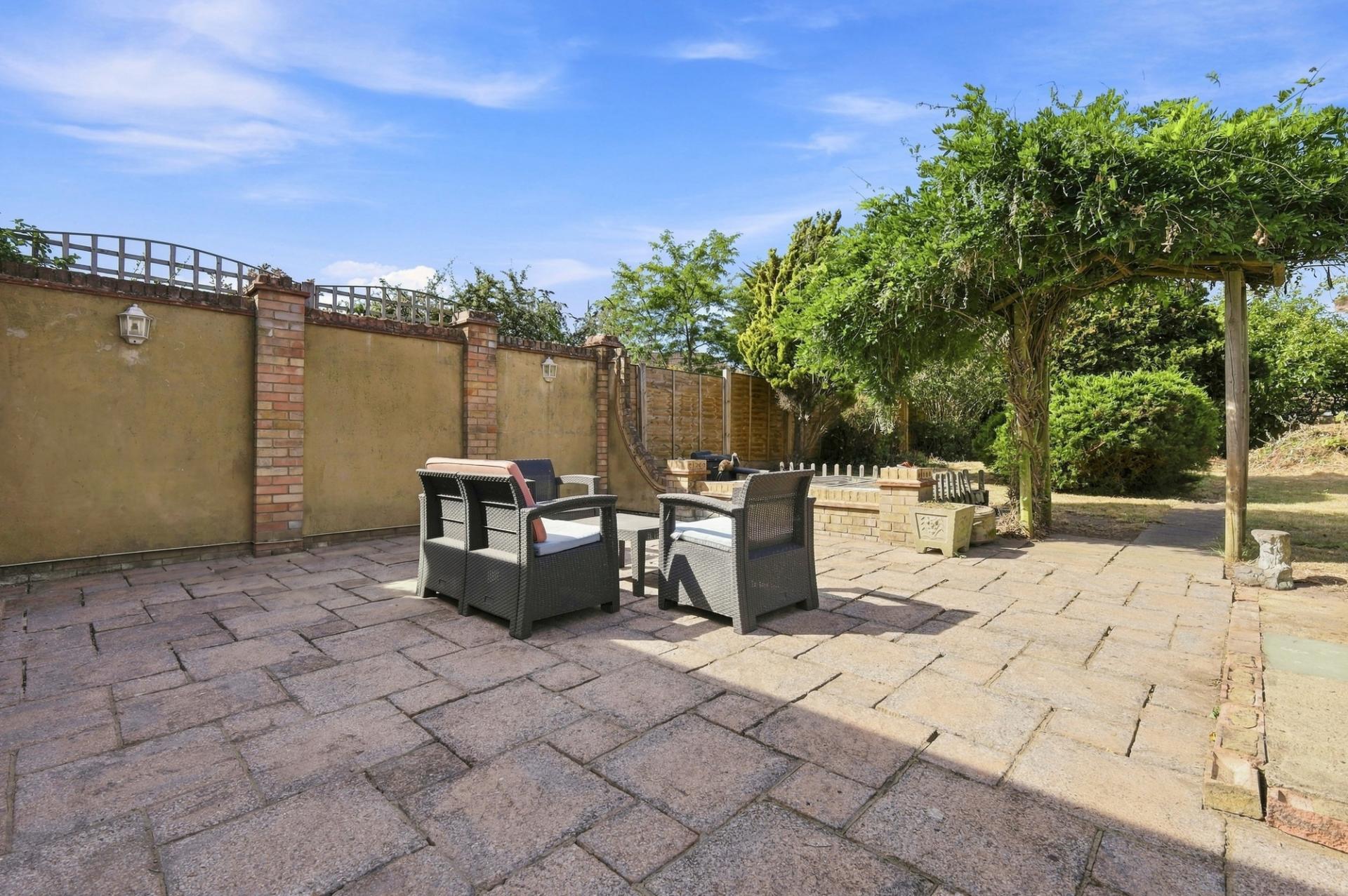 Sunnybank Road, Potters Bar, EN6