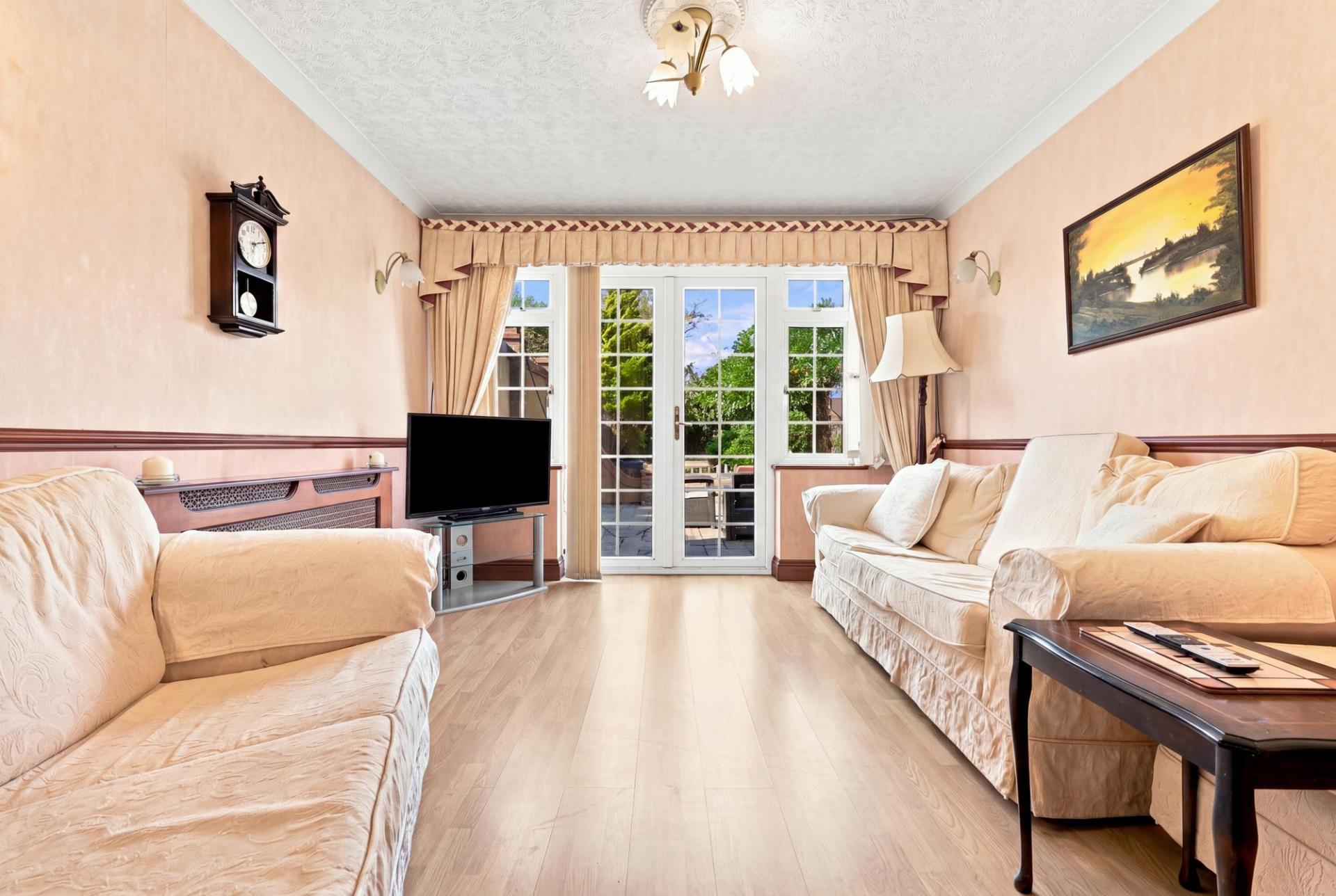 Sunnybank Road, Potters Bar, EN6