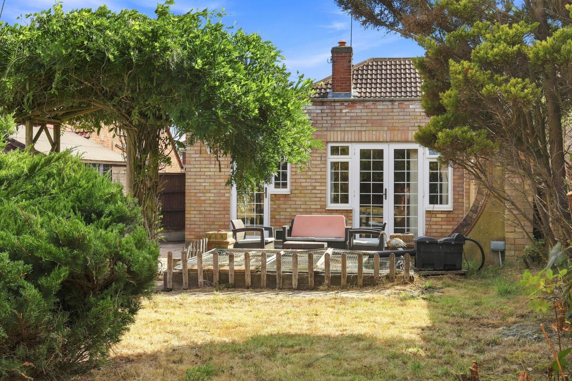 Sunnybank Road, Potters Bar, EN6