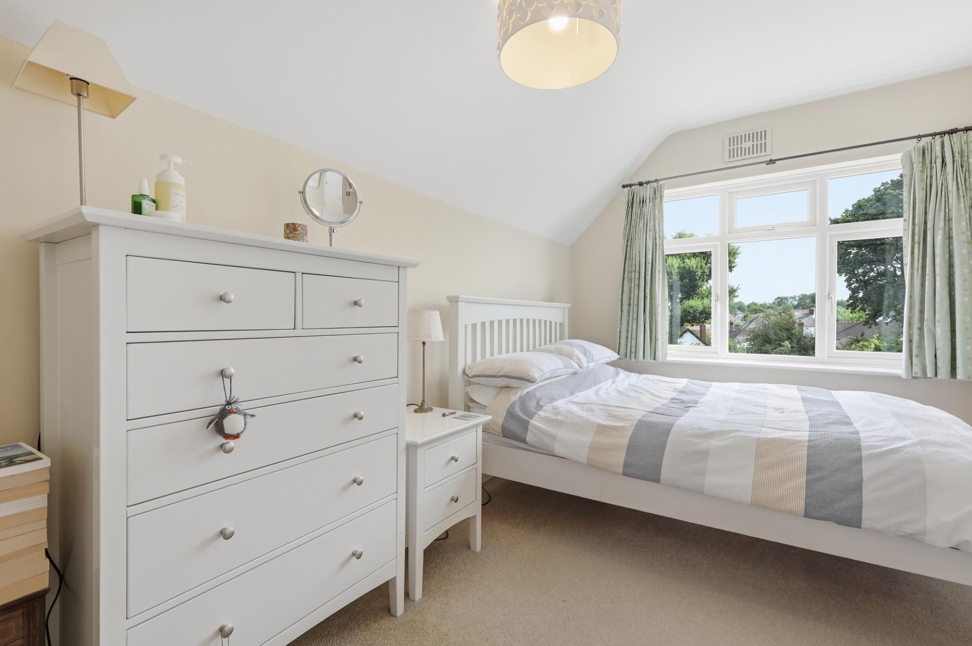 Oakroyd Avenue, Potters Bar, EN6