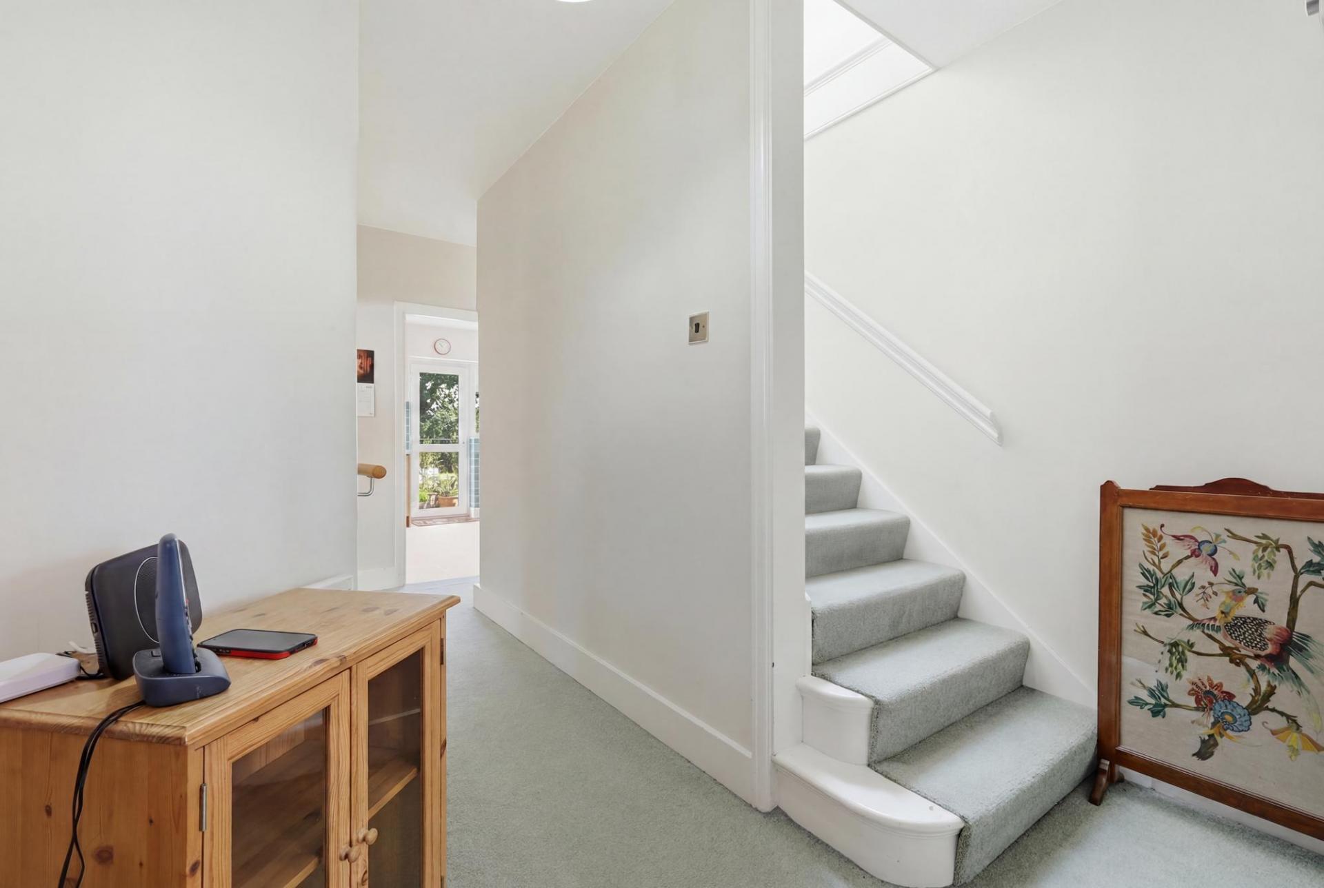 Oakroyd Avenue, Potters Bar, EN6
