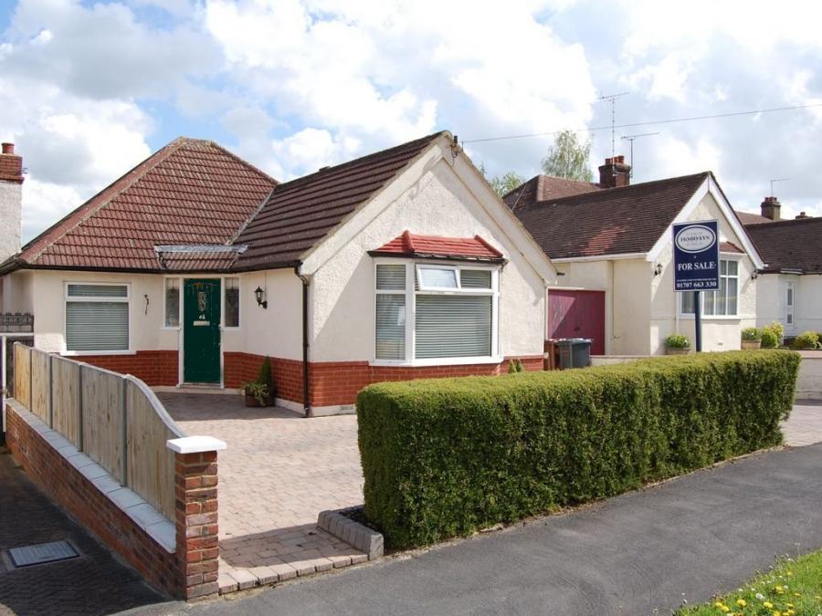 Photo of Strafford Gate, Potters Bar, EN6