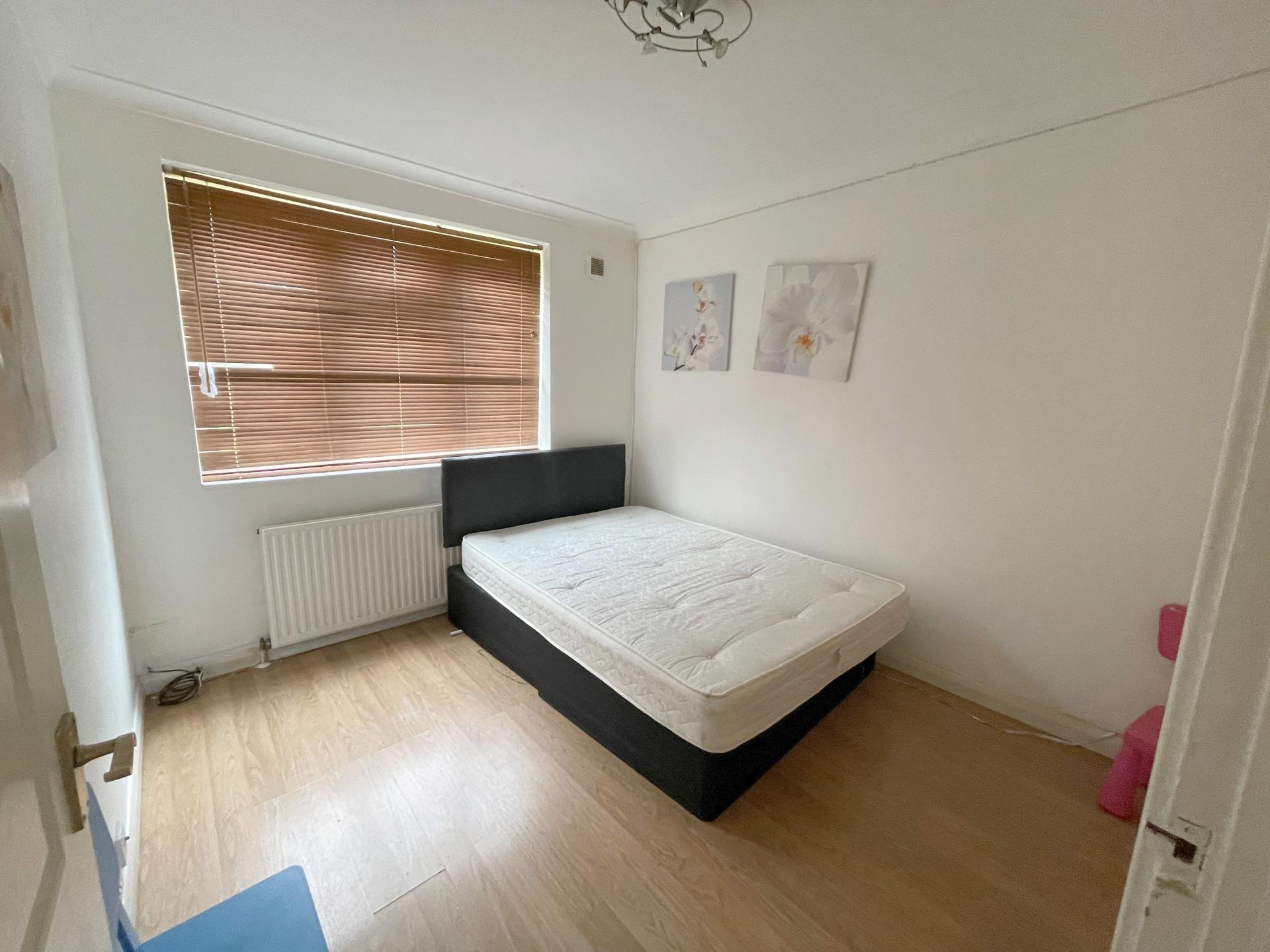 Barnet Road, Potters Bar