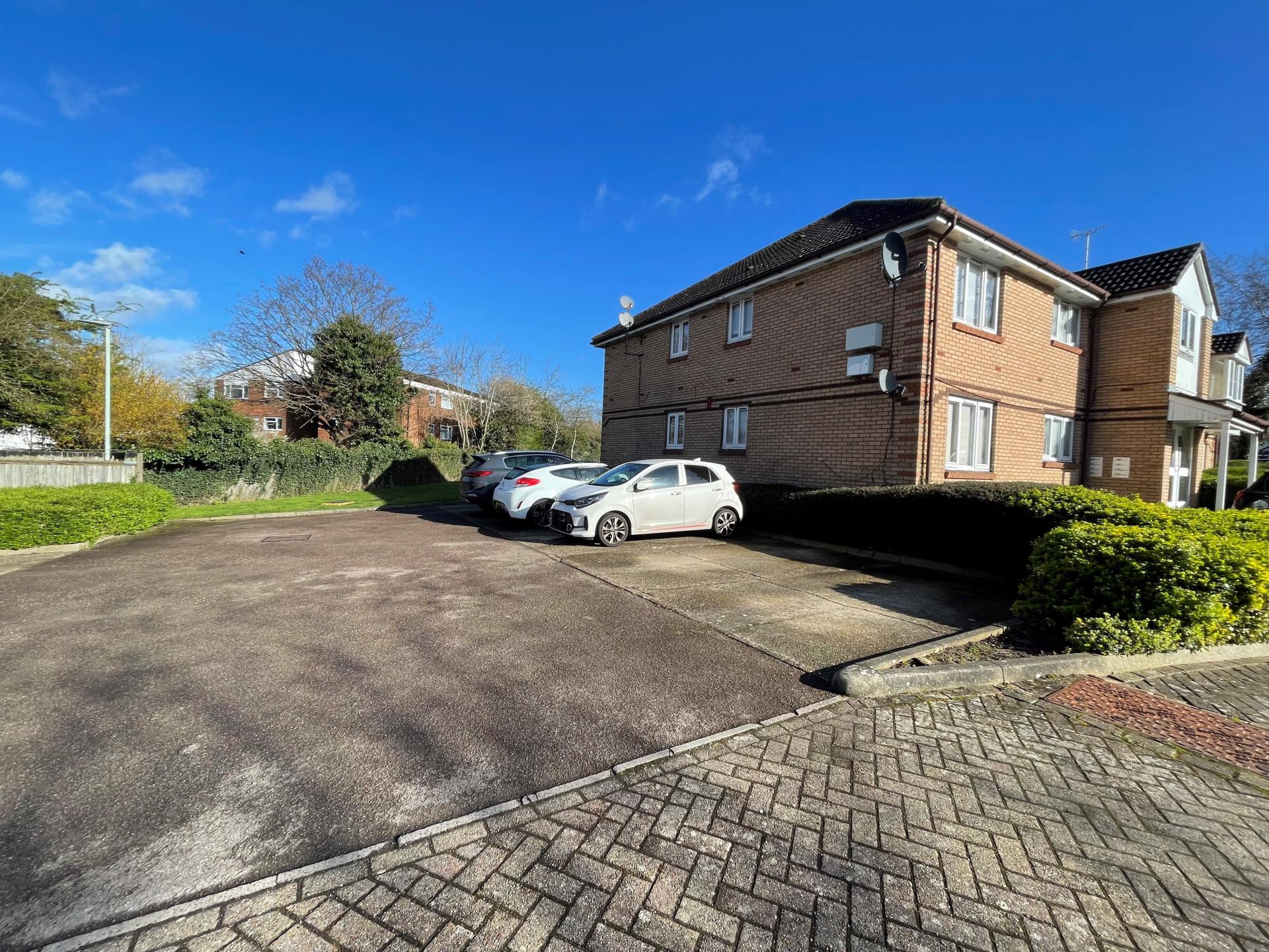 Bornedene, Potters Bar