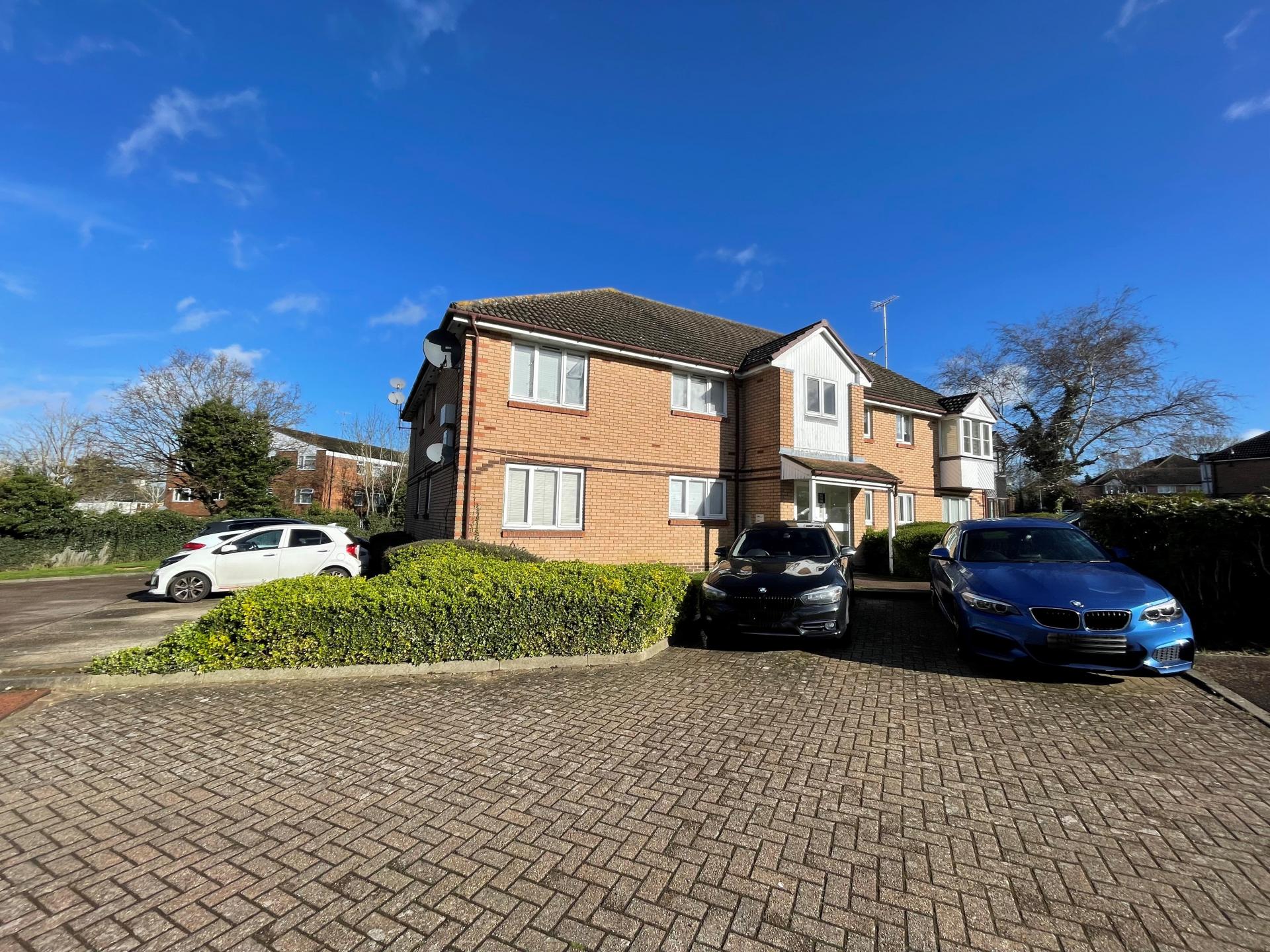 Bornedene, Potters Bar