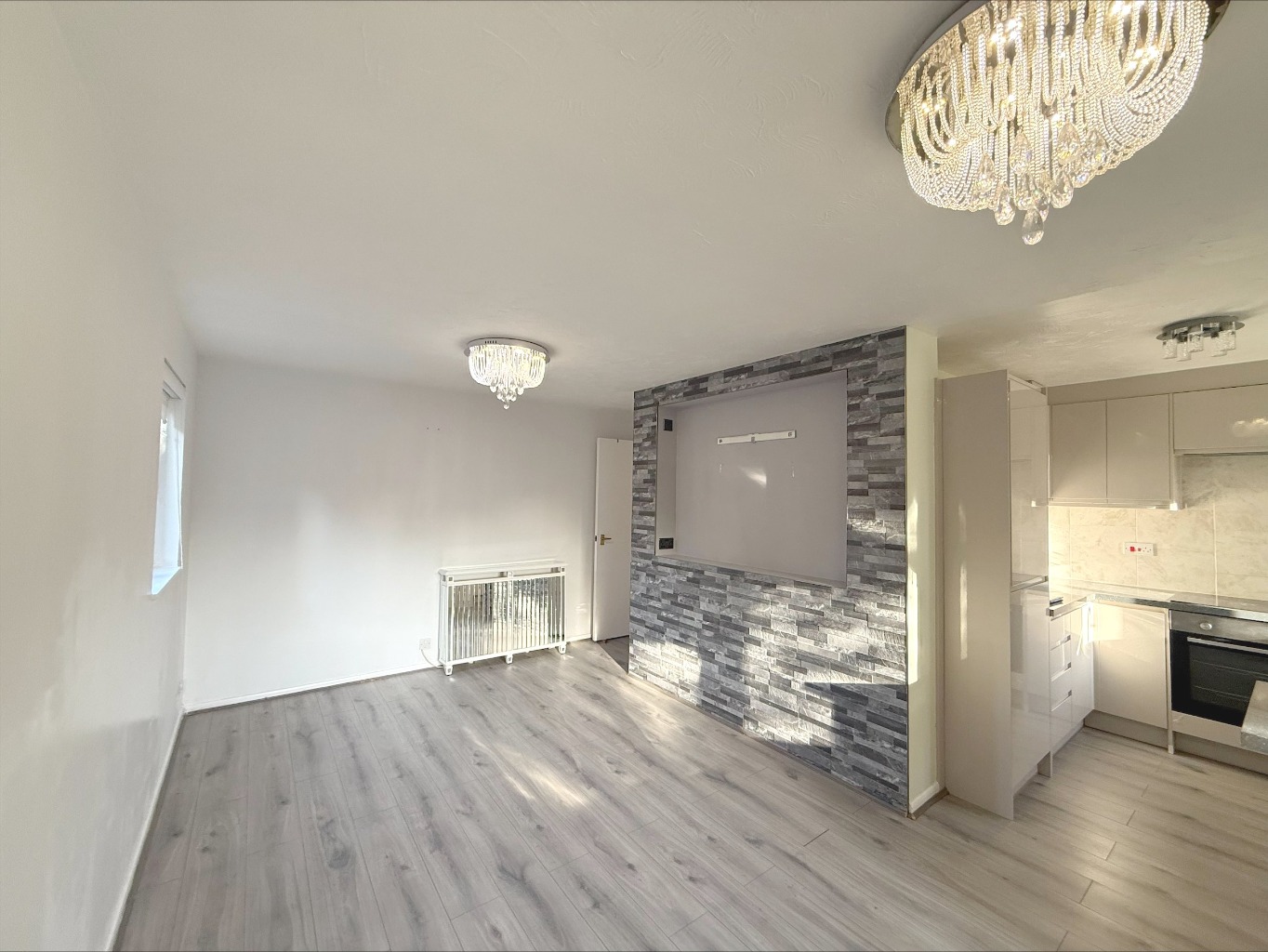 Bornedene, Potters Bar, Hertfordshire, EN6 3EN