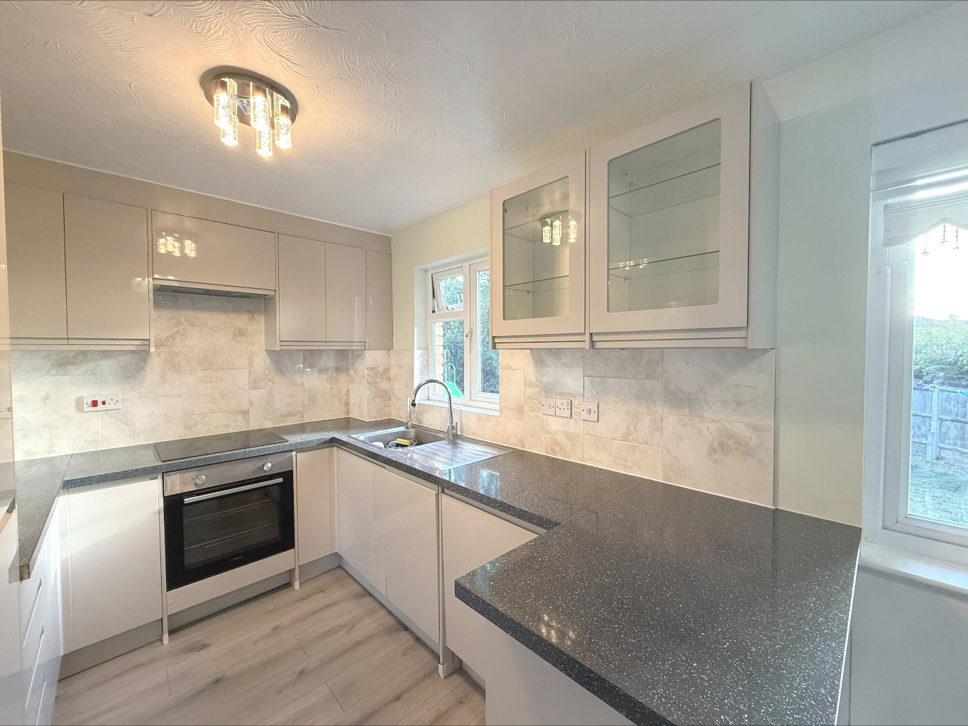 Bornedene, Potters Bar, Hertfordshire, EN6 3EN
