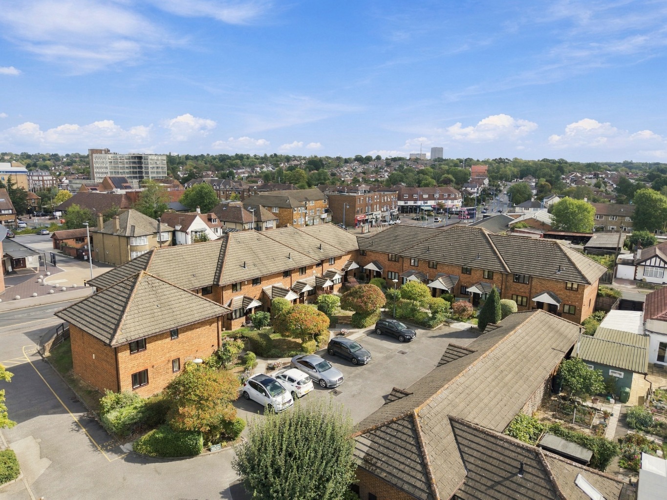 Weston Close, Potters Bar, Hertfordshire, EN6 2BQ