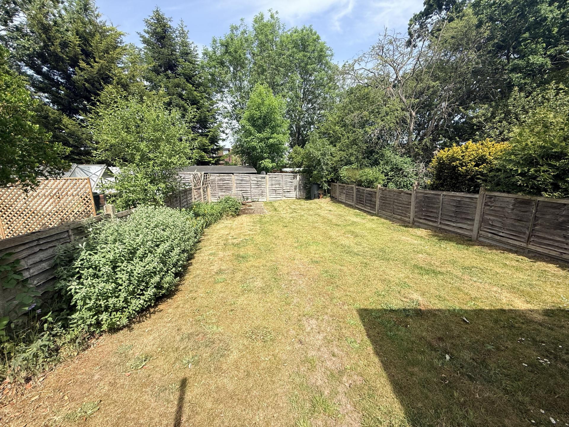 Wroxham Gardens, Potters Bar