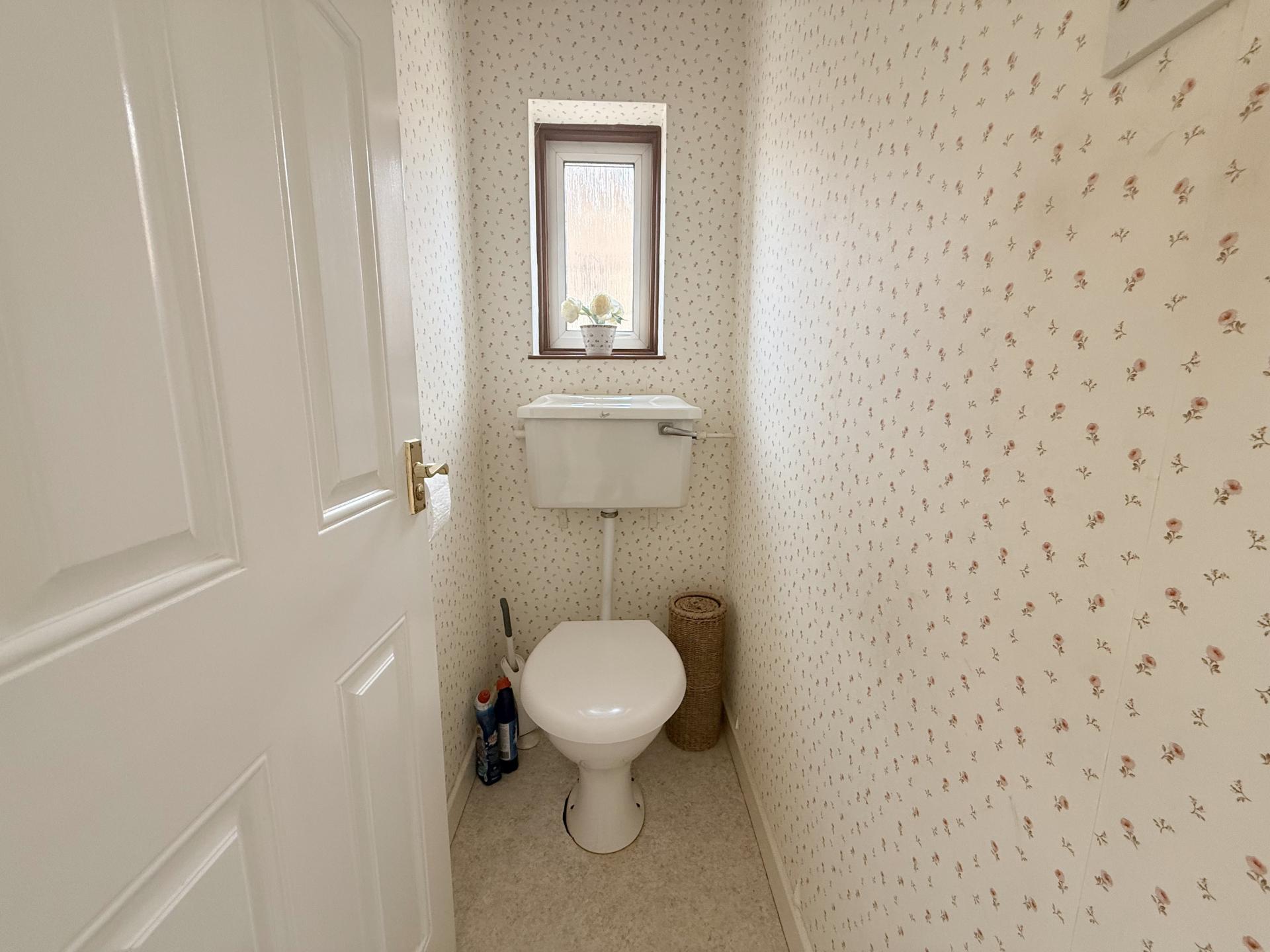 Wroxham Gardens, Potters Bar