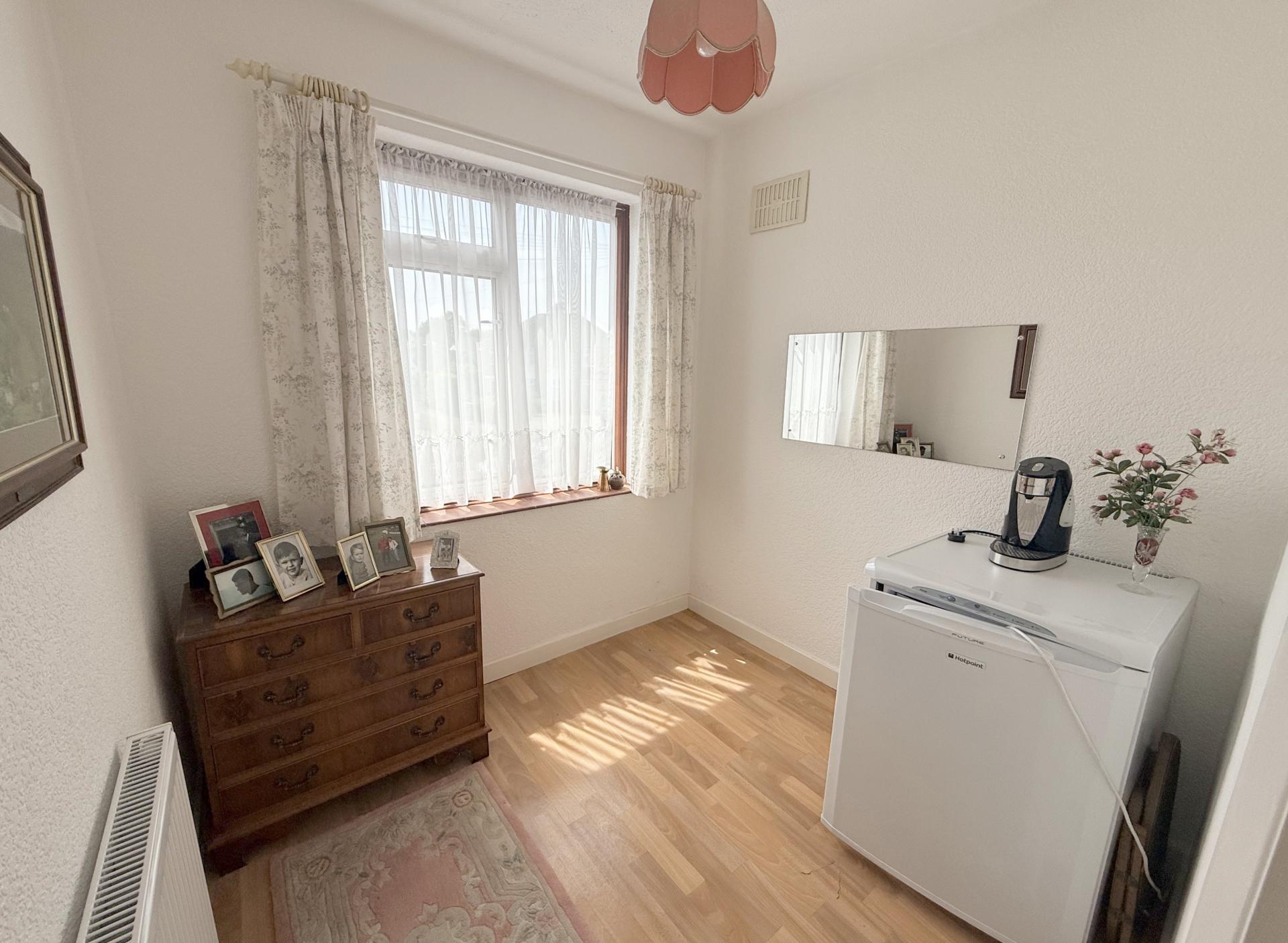 Wroxham Gardens, Potters Bar