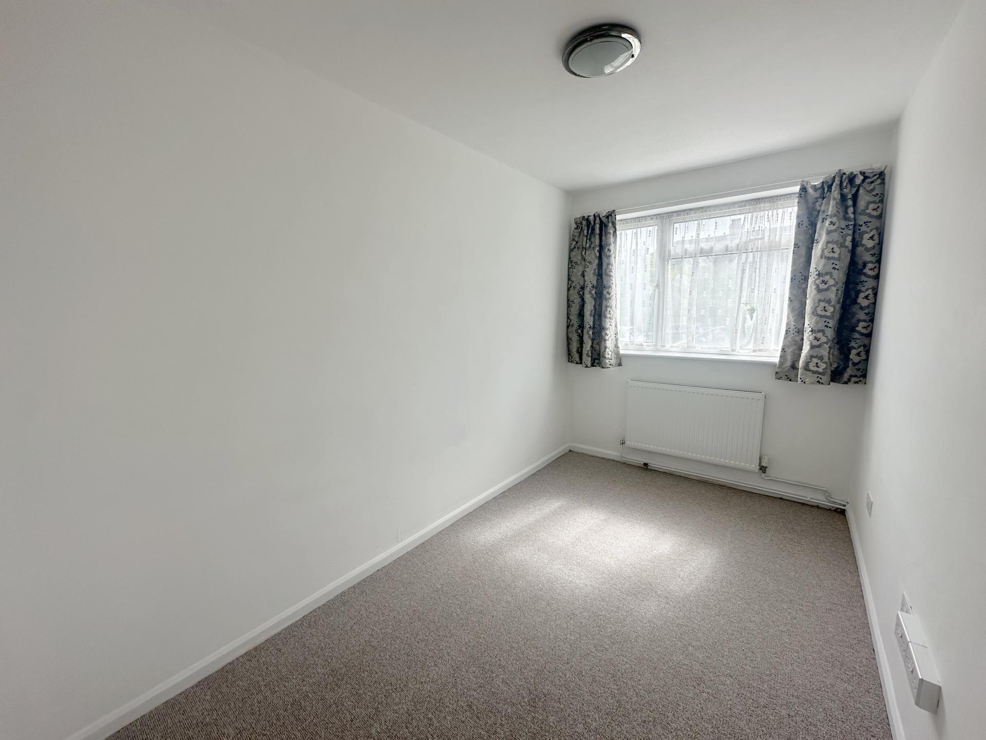 Dugdale Hill Lane, Potters Bar, Hertfordshire, EN6 2DW