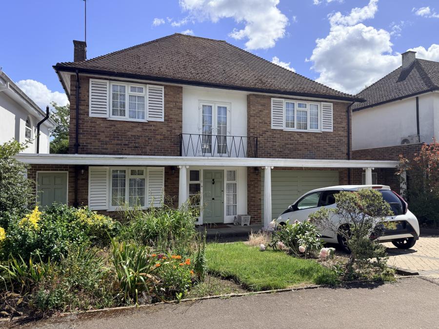Courtleigh Avenue, Hadley Wood, Barnet, EN4