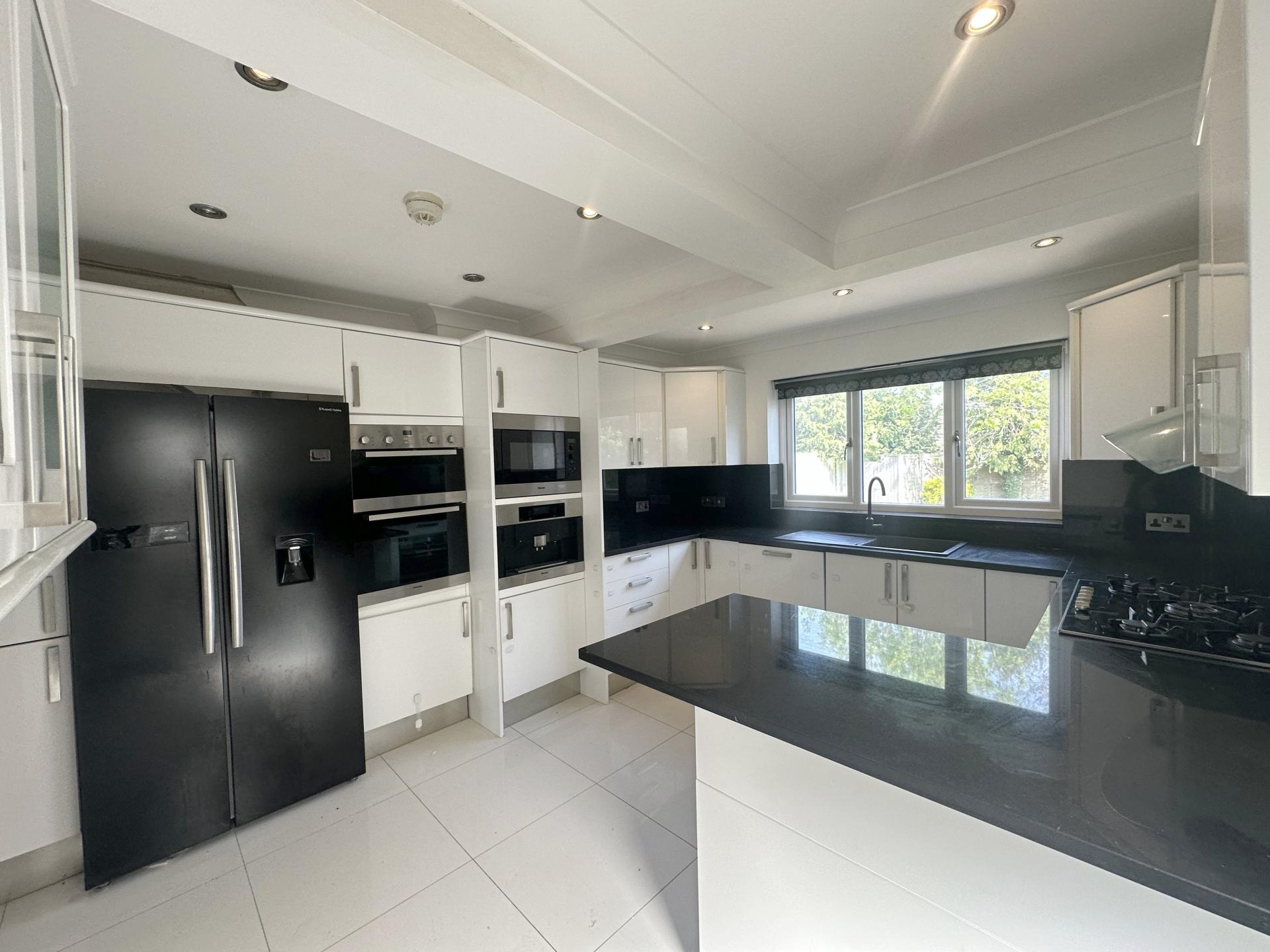 Sunnybank Road, Potters Bar