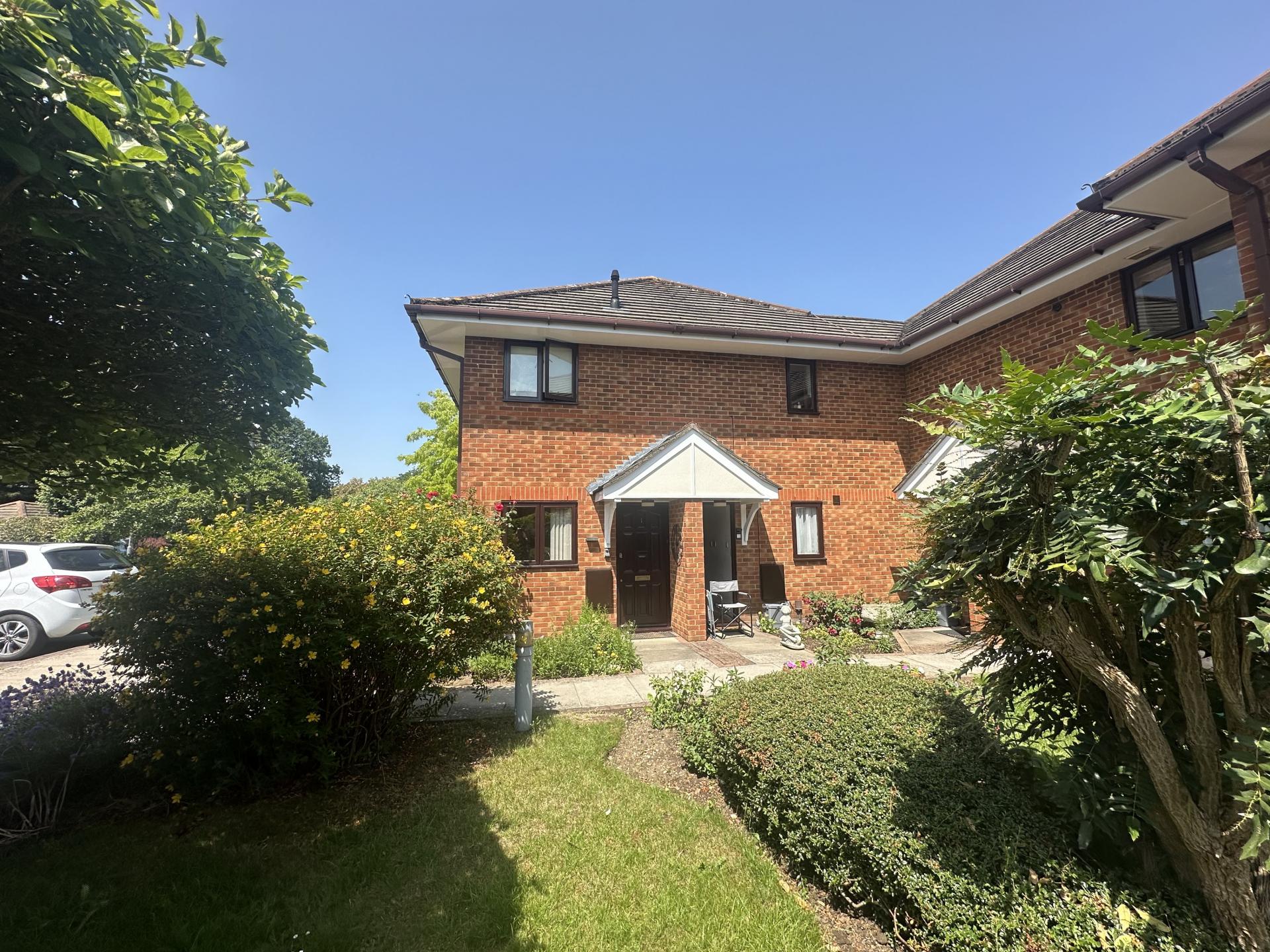 Weston Close, Potters Bar