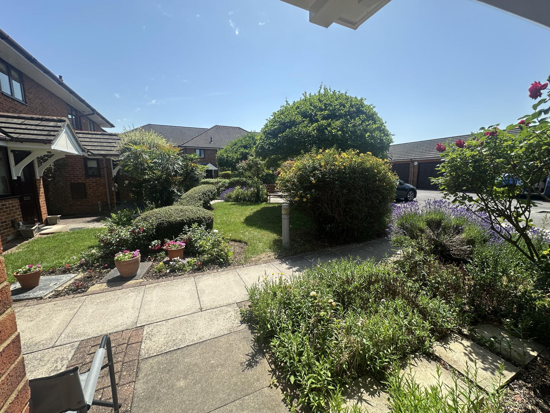 Weston Close, Potters Bar