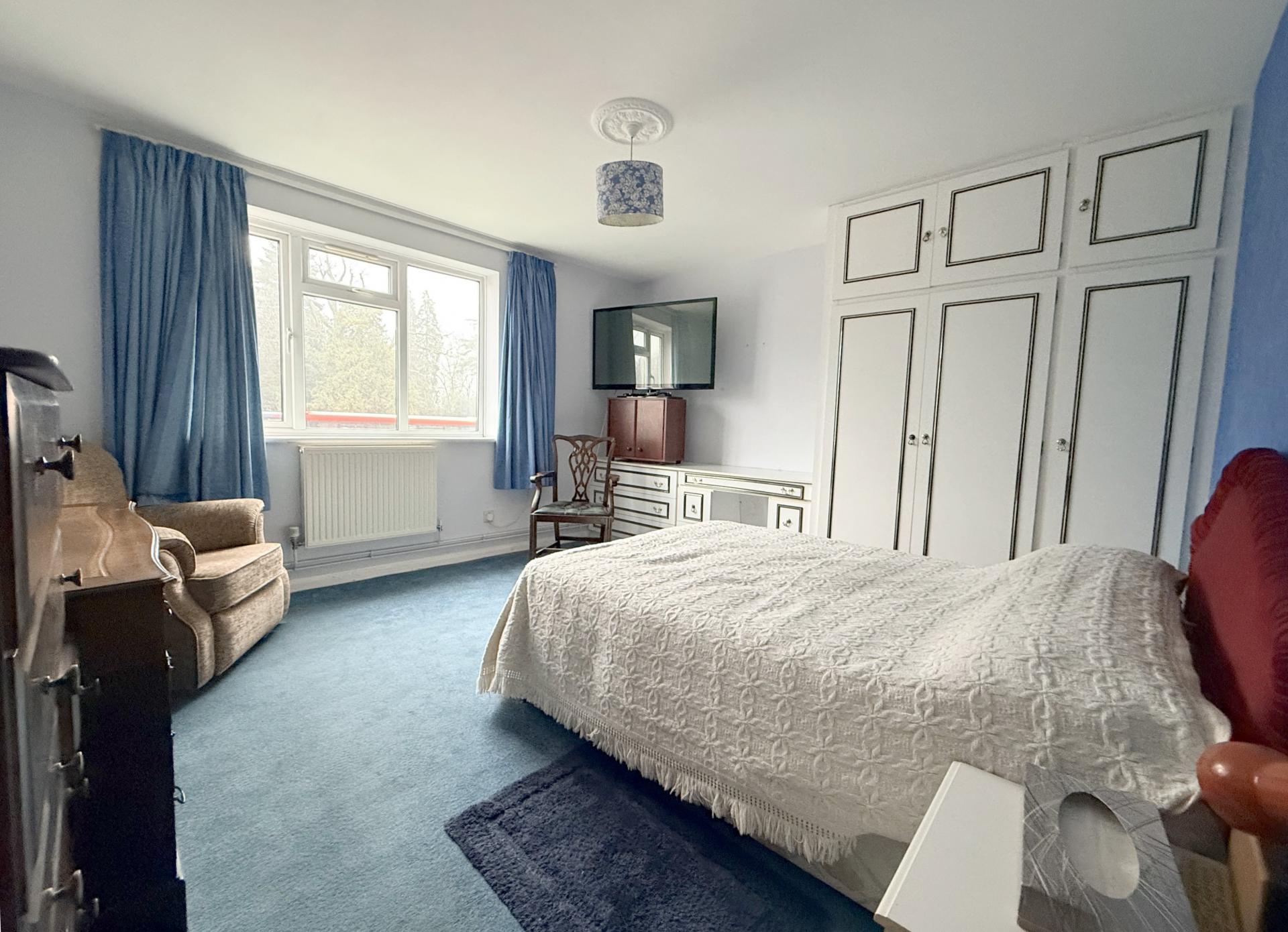 Parkside, High Street, Potters Bar