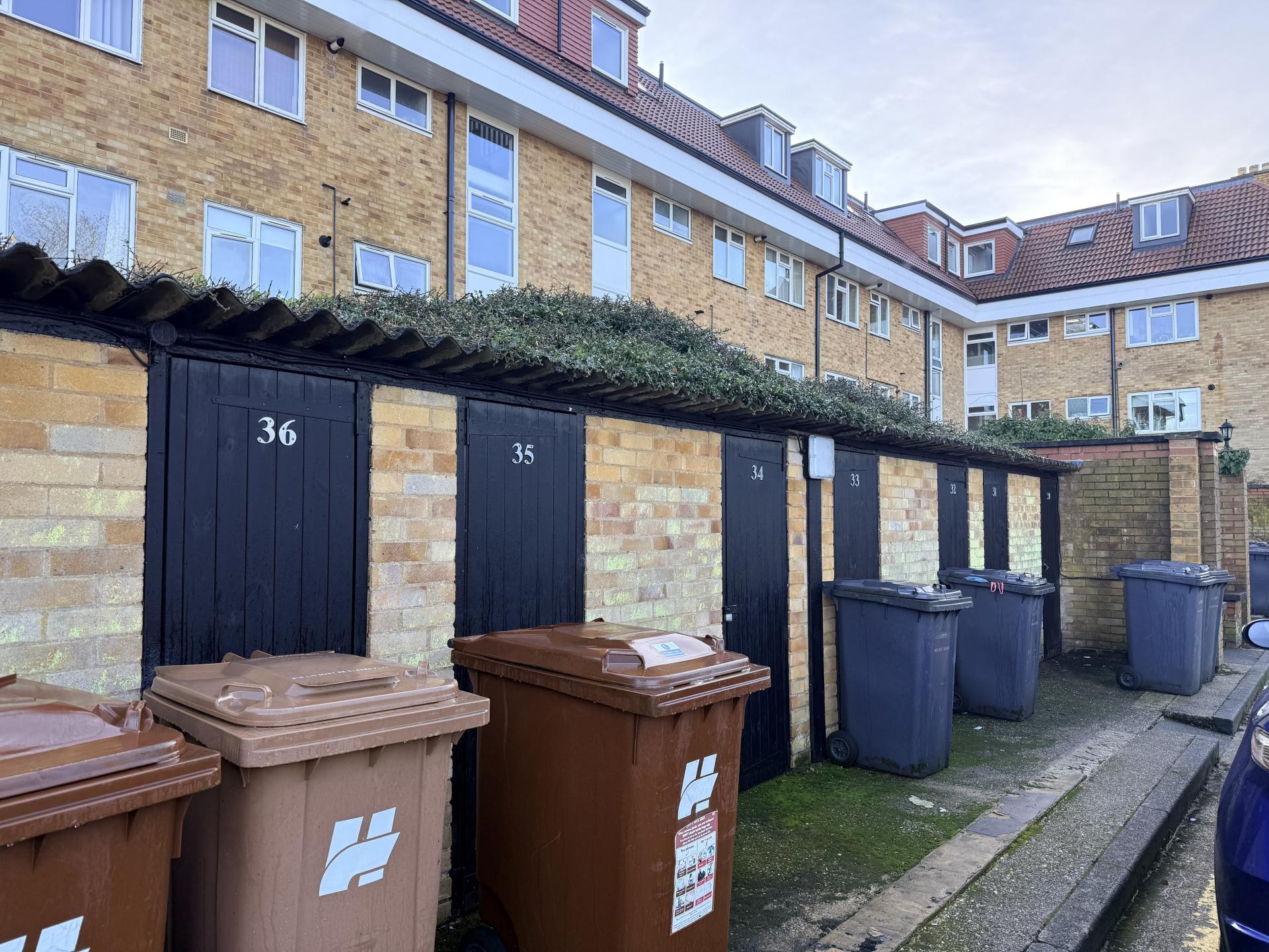 Parkside, High Street, Potters Bar