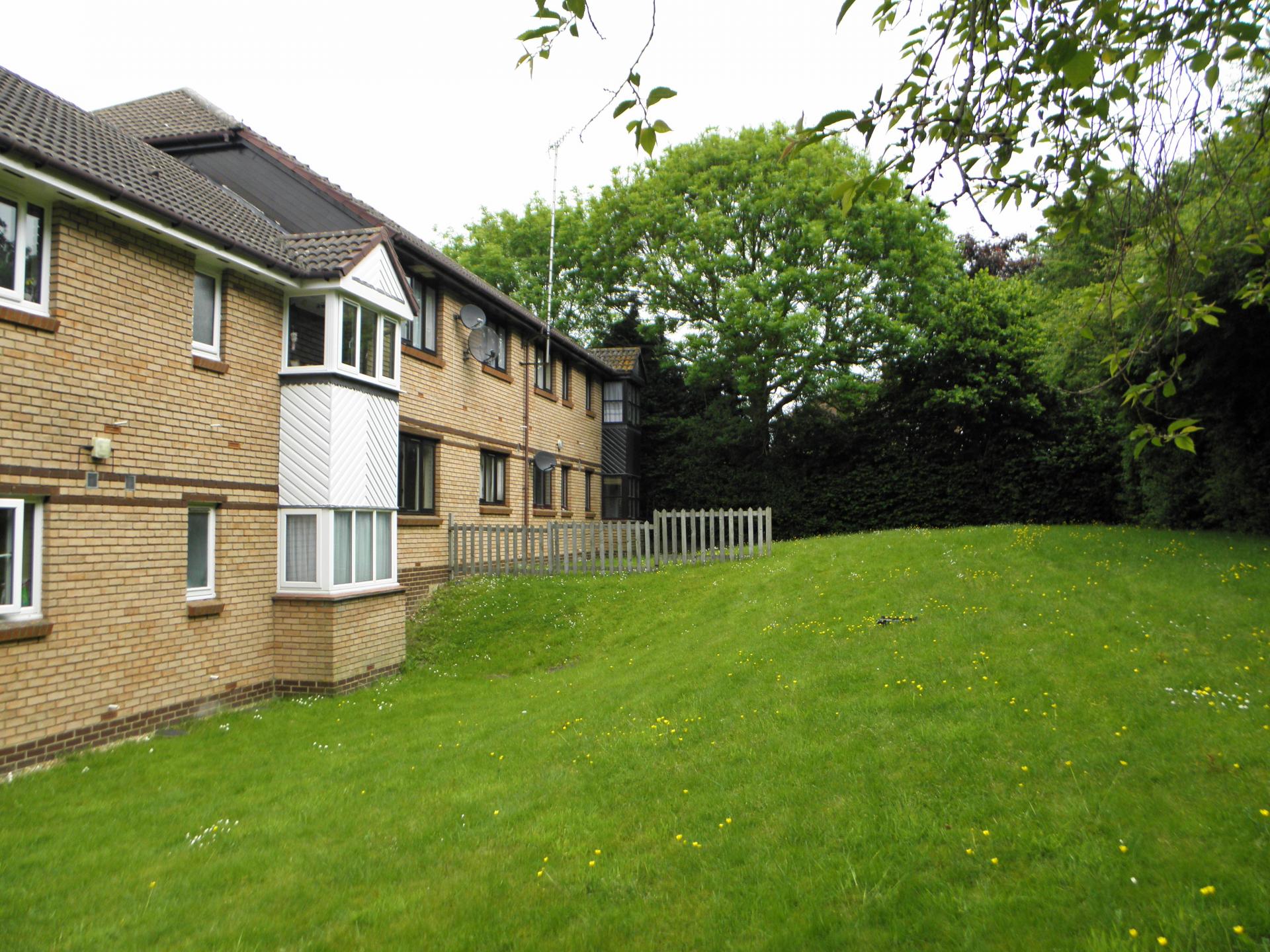 Bornedene, Potters Bar