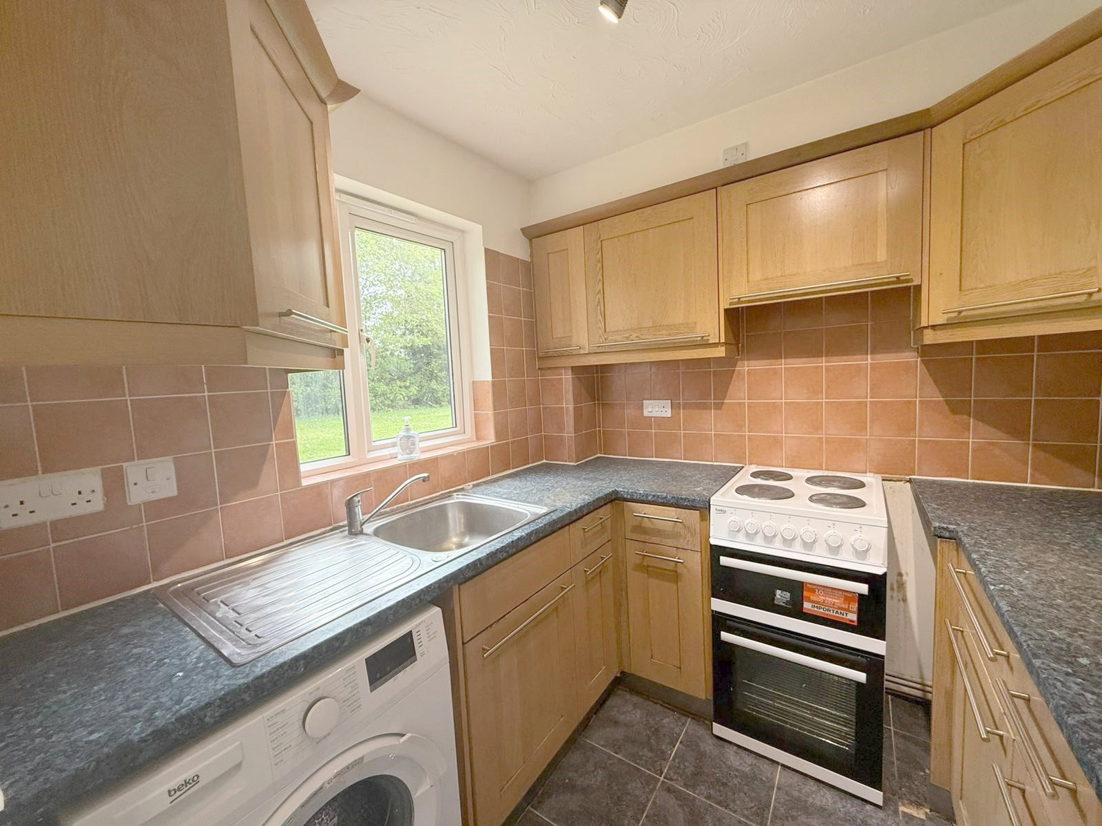 Bornedene, Potters Bar